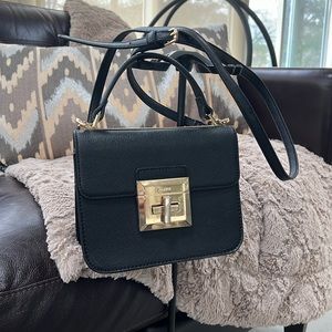 ALSO Crossbody in Black - in excellent condition
